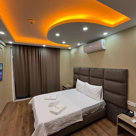 Kadikoey Viva Hotel & Suites Istanbul Bagian luar foto